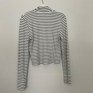 American eagle striped turtleneck